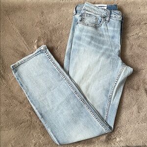 Authentic Silver Jeans - The Curvy High Slim Straight